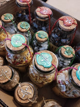 Cargar imagen en el visor de la galería, Pack Especias de la Tierra Media Edición Limitada
